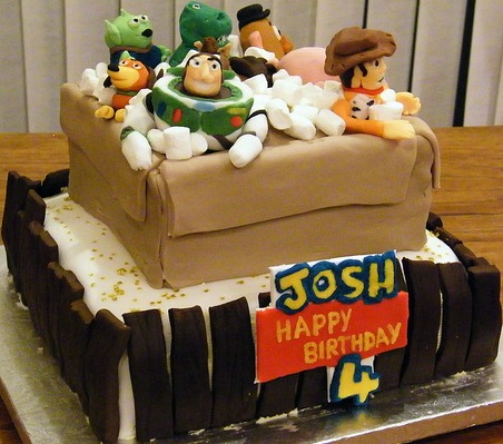 Toy Story Cakes