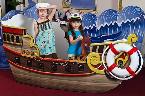 pirate party decorating